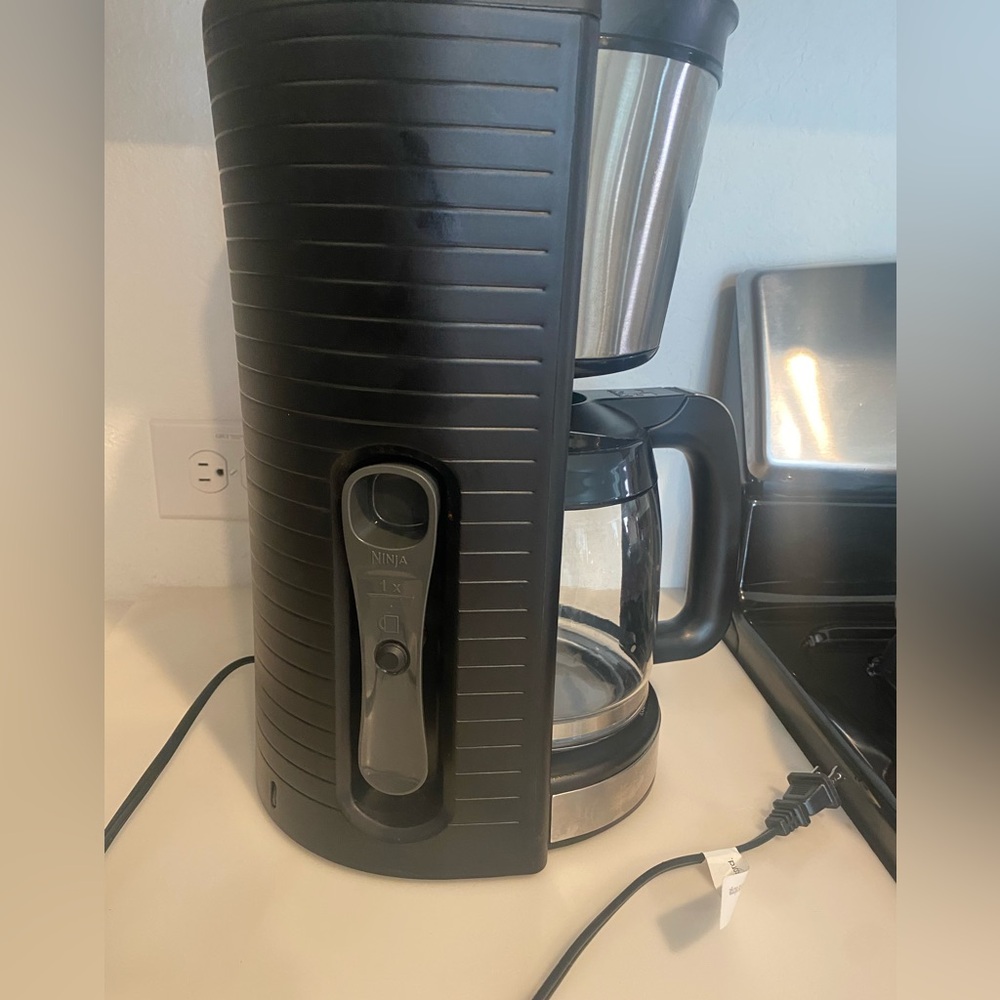 Ninja Stainless Steel Coffee Maker with Black Accents - Picture 3 of 9